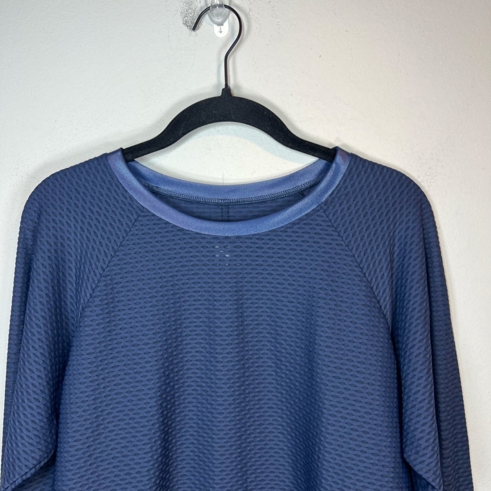 Koral Sofia Mesh Long Sleeve Shirt Top Midnight Blue Pullover Textured UV Medium - Picture 3 of 16